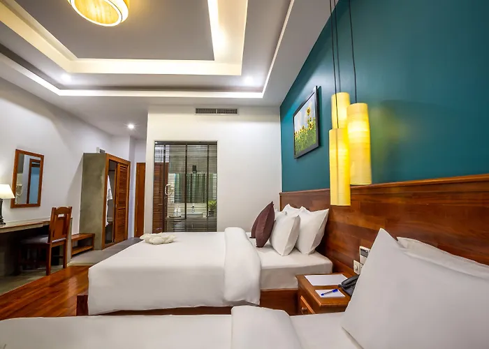 Hotel The Tito 4*